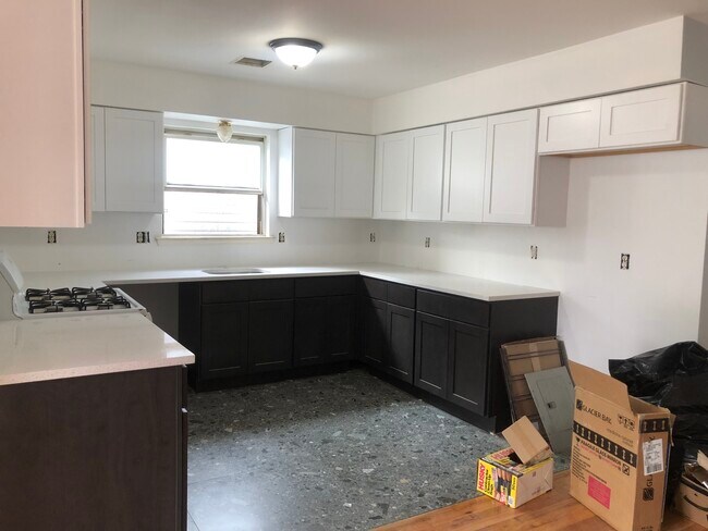 Kitchen - 88 Orient Ave