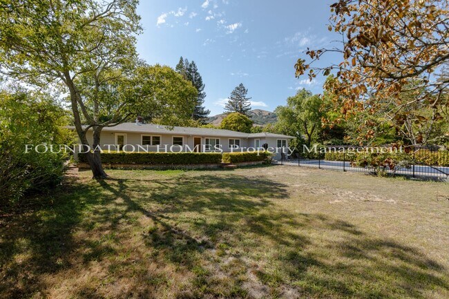 Building Photo - Sleepy Hollow 4bd/2.5ba One Level Home-w/P...