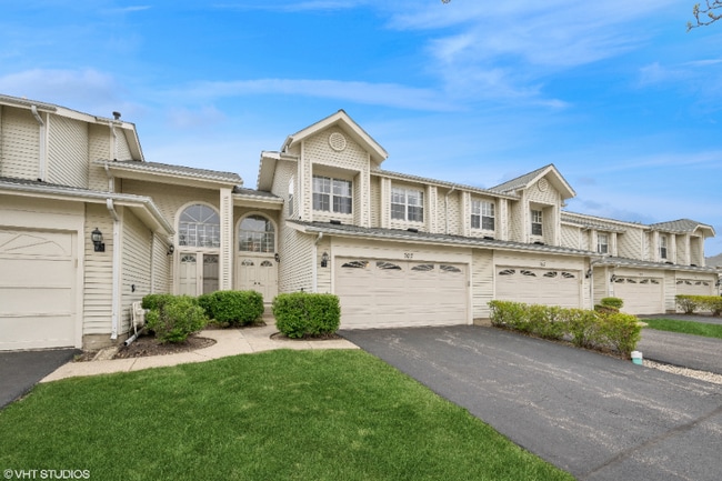 Building Photo - 707 Sturnbridge Ln