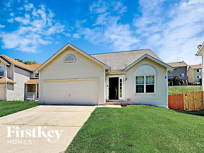 Primary Photo - 12815 High Crest Dr
