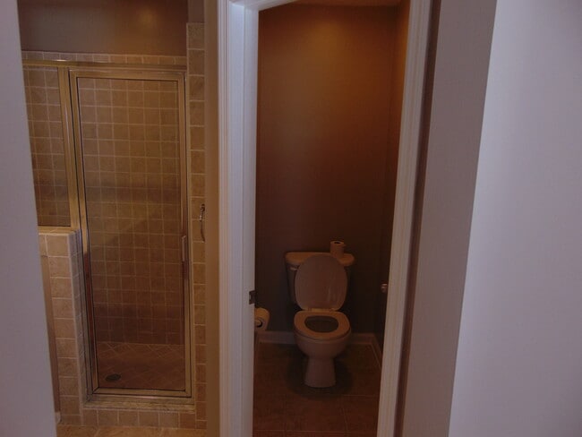 Foto del edificio - 7946 Chase Meadows Dr W