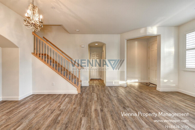 Building Photo - 1003 Ferry Cir