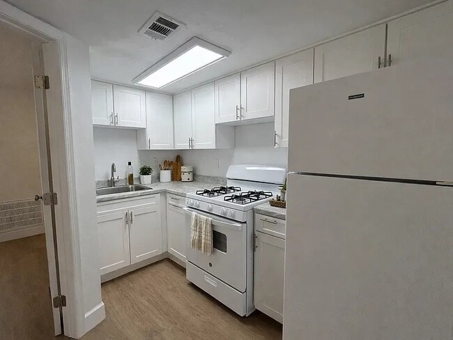 Foto del edificio - 12401 N 15th St
