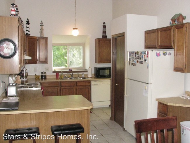 Building Photo - 4 br, 2 bath House - 8599 Rabbitbrush Way