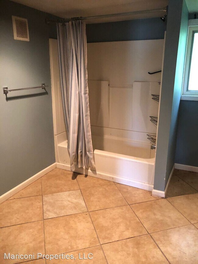 Foto del edificio - 3 br, 2 bath House - 4400 Gorden Ave