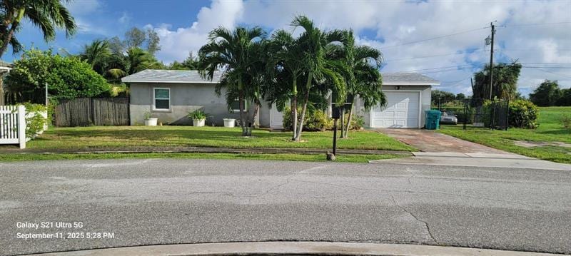 Primary Photo - 450 NE 14th Ave