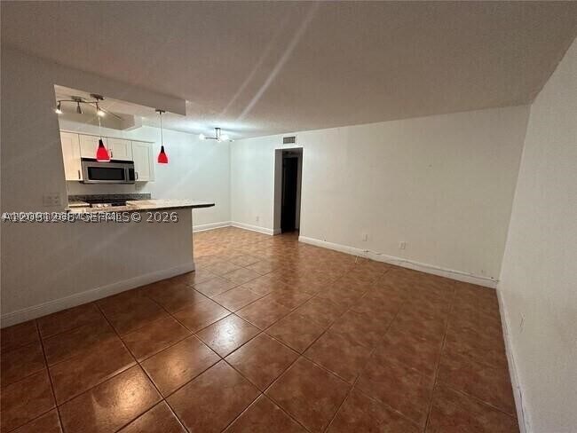 Foto del edificio - 1801 S Treasure Dr