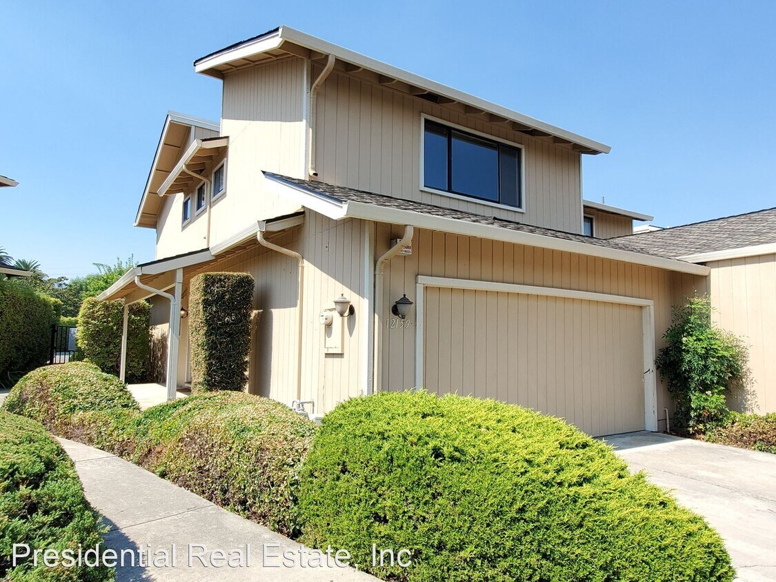 Primary Photo - 3 br, 2.5 bath House - 12159 Atrium Dr