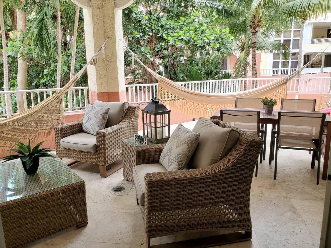 Foto principal - 731 Crandon Blvd