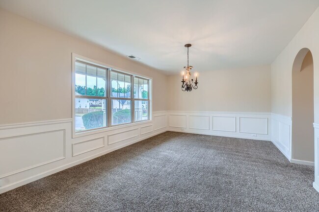 Building Photo - 1071 Mcduffie Cir