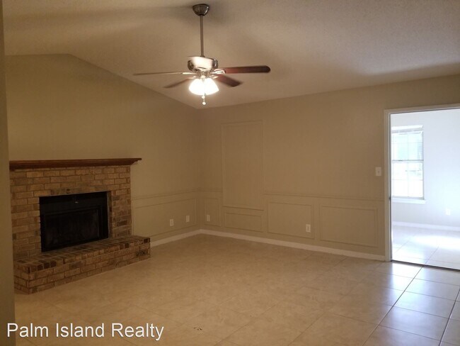 Building Photo - 3 br, 2 bath House - 5530 Debbie Dr