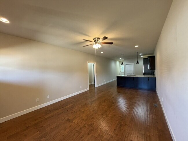 Foto del edificio - 2BD 2BA ONE LEVEL CONDO IN ALGOOD