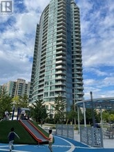 Building Photo - 18 Holmes Ave