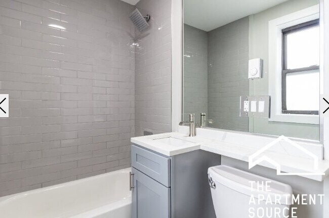 Foto del edificio - 505 W Belmont Ave