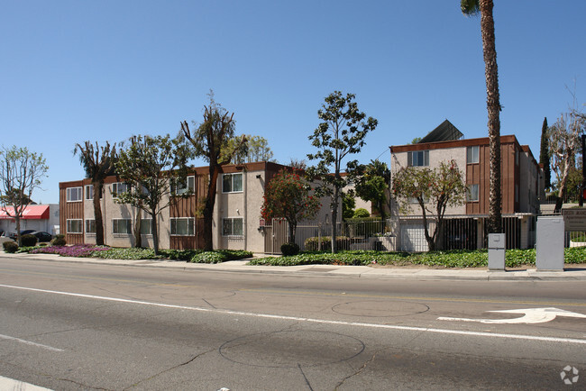 Building Photo - Delta Manor Apartments