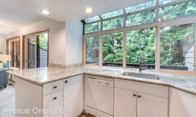 Building Photo - 11803 Stendall Dr N