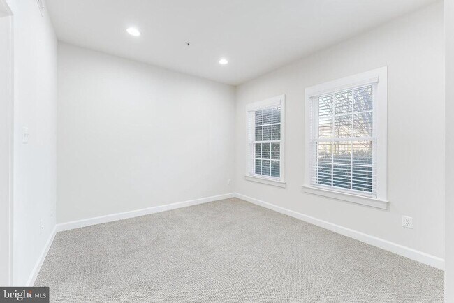 Building Photo - 3104 Magellan Ct