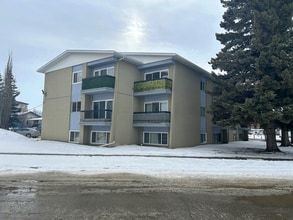 Building Photo - Mainstreet South Hill Apartments