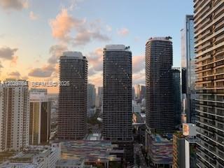 Foto del edificio - 1100 S Miami Ave
