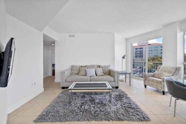 Building Photo - 7270 SW 88th St