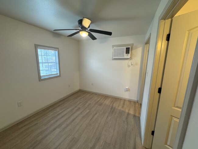 Foto del edificio - 210 H Pickens Rd