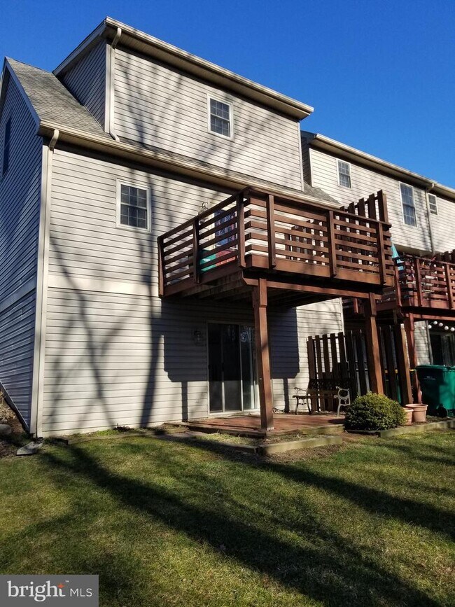 Building Photo - 1460 Timber Chase Dr