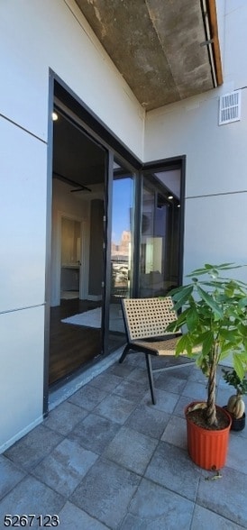 Building Photo - 58 Elm St