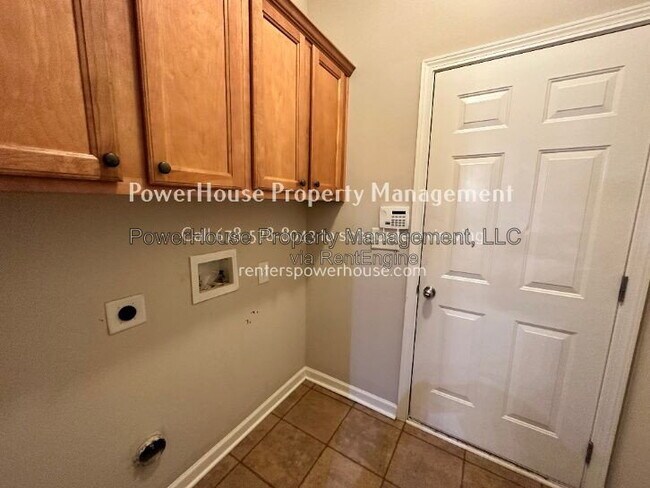 Foto del edificio - 5530 Crestwick Wy