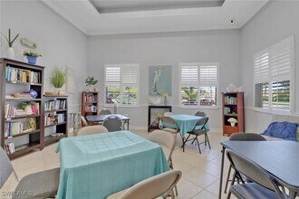 Building Photo - 7823 Regal Heron Cir