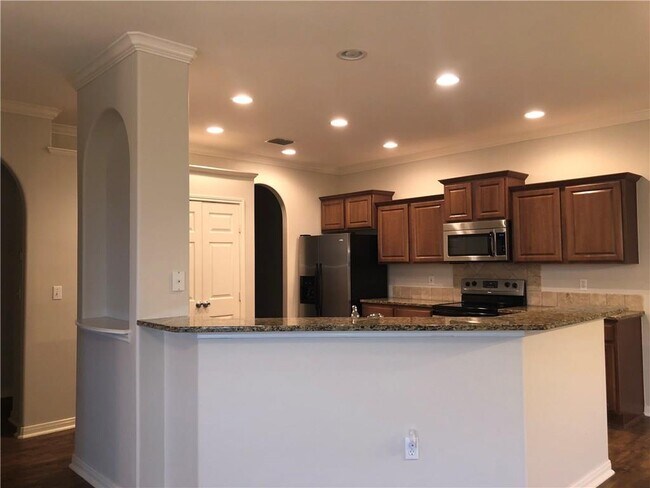 Building Photo - 2209 Bay Breeze Dr