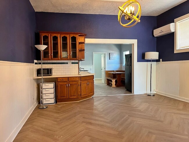 Foto del edificio - 234 Princeton Ave