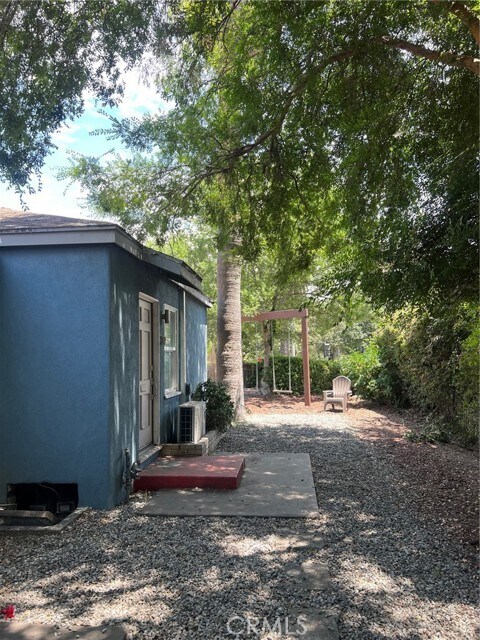 Foto del edificio - 319 E Washington Blvd