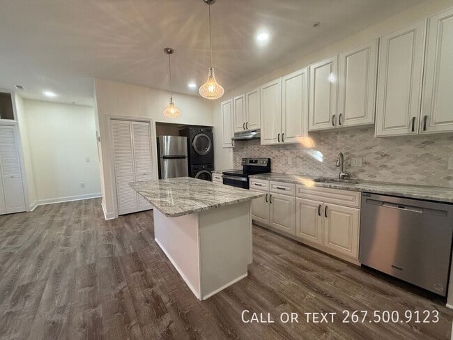 Building Photo - 301 South St