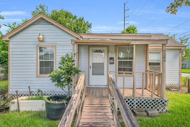 Foto del edificio - 7304 Kinney St