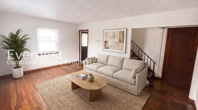 Foto del edificio - 3012 Hamilton Ave
