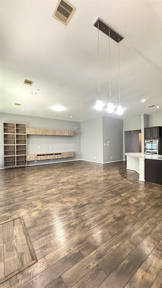 Foto del edificio - 24023 Buffalo Cove Ln