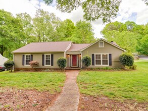 Building Photo - 7600 Winterset Dr