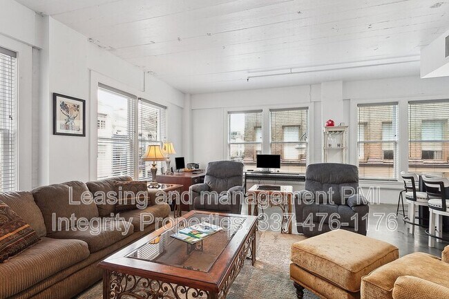Foto del edificio - 909 Lafayette St