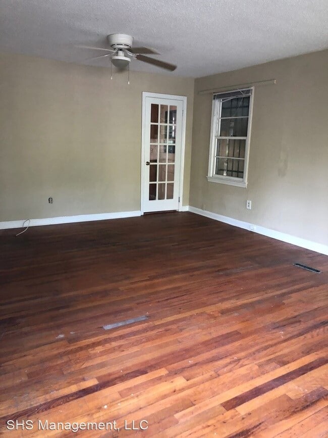 Building Photo - 2 br, 1 bath House - 241 S. Lipona Street