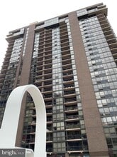 Building Photo - 241 S 6th St