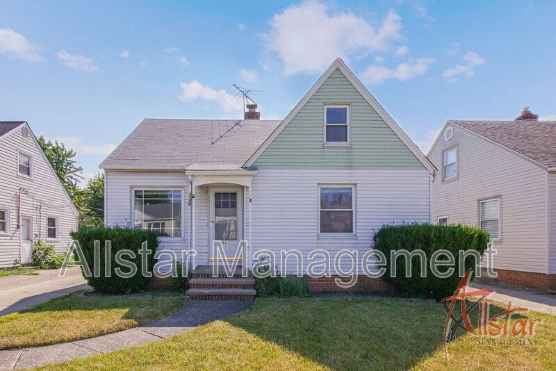 Primary Photo - 4661 W 146th St