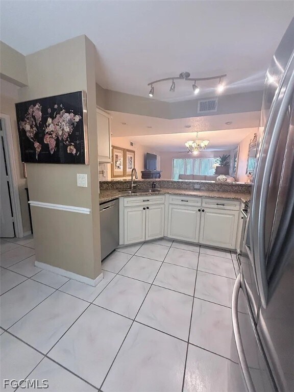 Foto del edificio - 9580 Victoria Ln