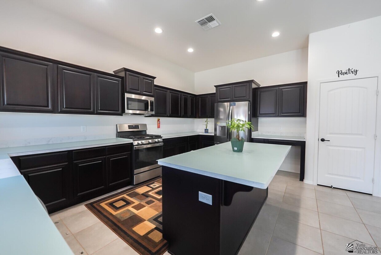 3457 W 39th Ln, Yuma, AZ 85365 - House Rental in Yuma, AZ