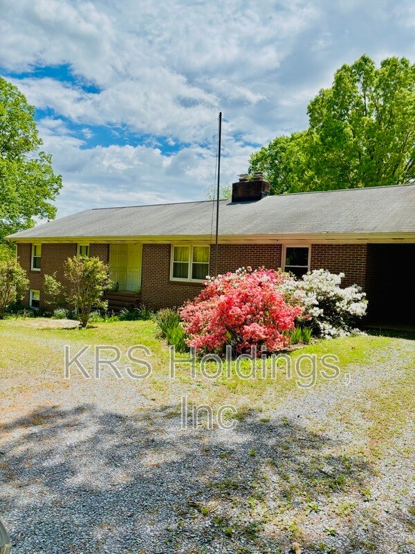 Foto del edificio - 81 Rural Retreat Ln