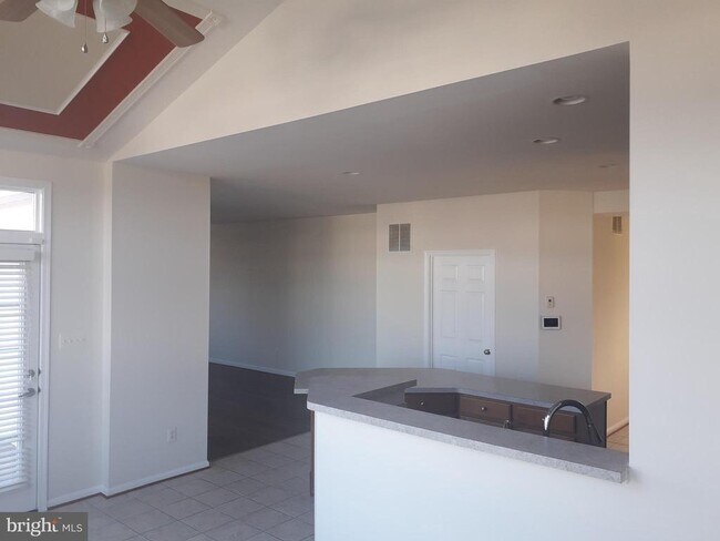 Foto del edificio - 3320 Anne De Bourgh Dr