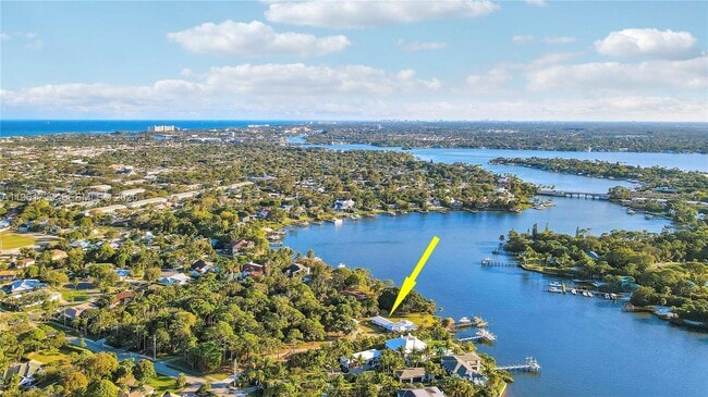 Building Photo - 19655 N Riverside Dr