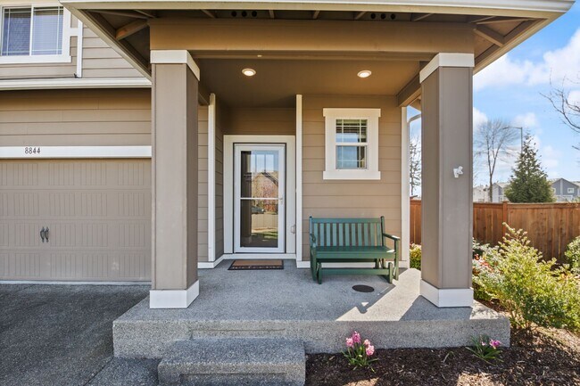 Foto del edificio - MOVE IN READY! Meridian Campus home availa...