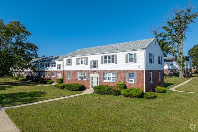 Foto del edificio - Pleasant Harbor Apartments