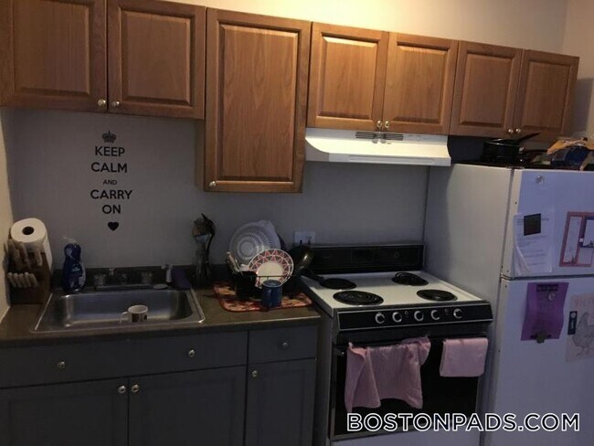 Building Photo - 888 Huntington Ave