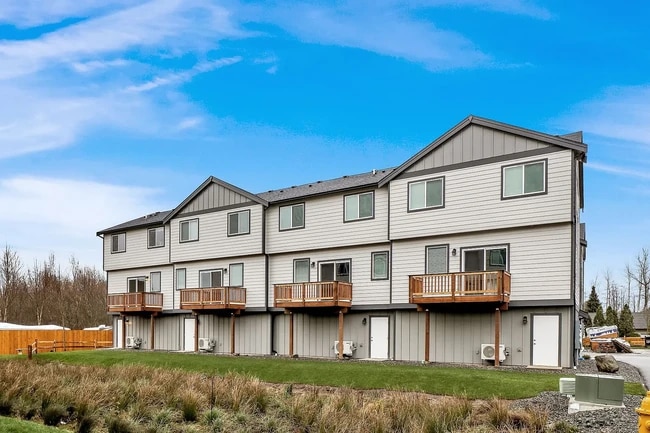 Building Photo - 1825 Eastgate Loop